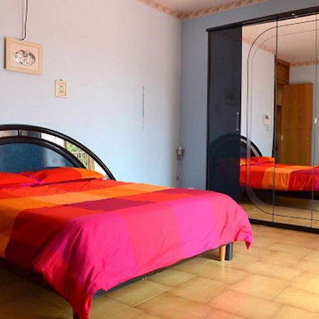 B&B Le Tre Rose Di Maria Pedara Εξωτερικό φωτογραφία