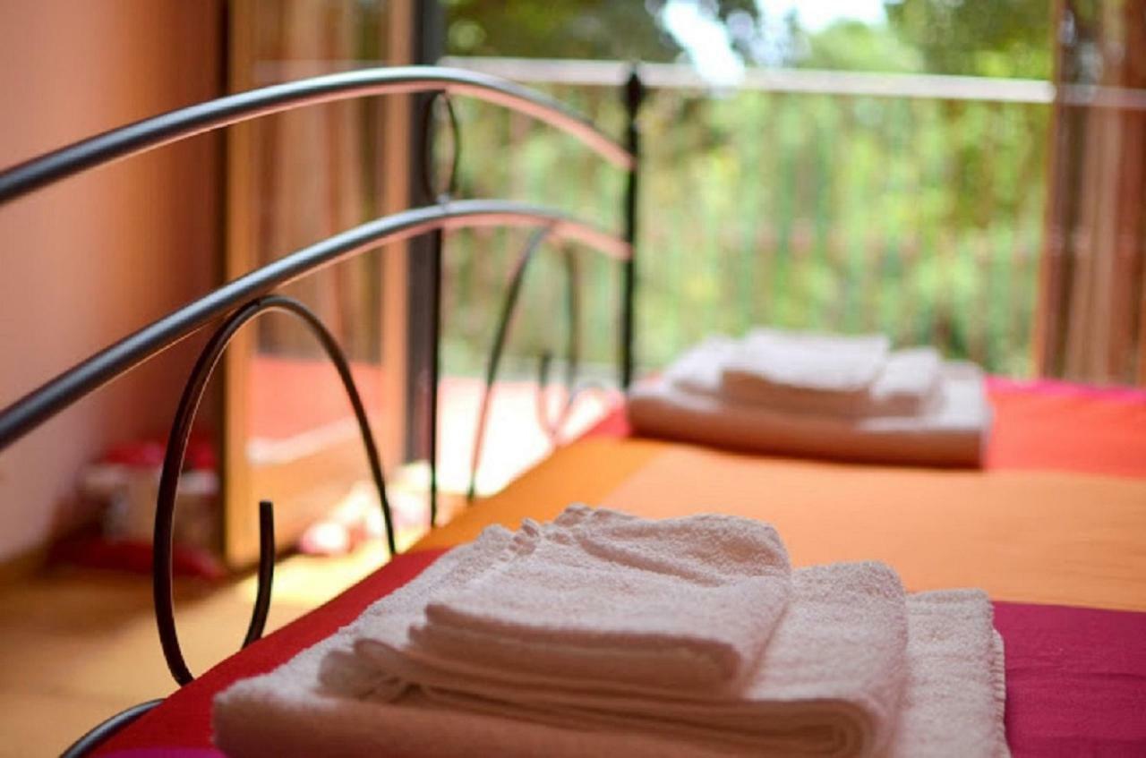 B&B Le Tre Rose Di Maria Pedara Εξωτερικό φωτογραφία